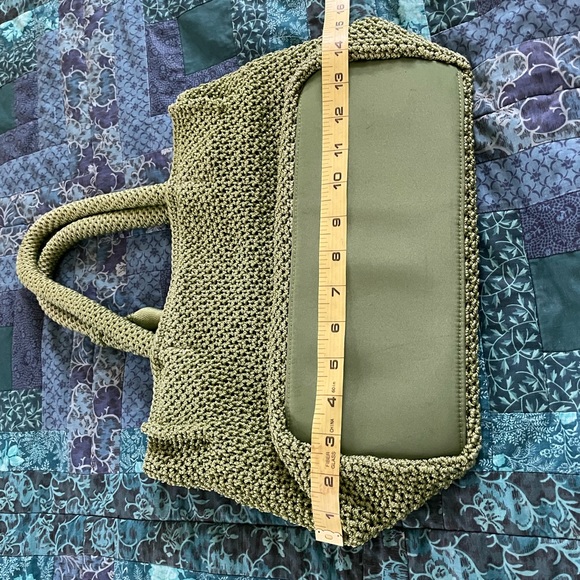 Relativity Green Woven Handbag with tassels - Picture 3 of 9